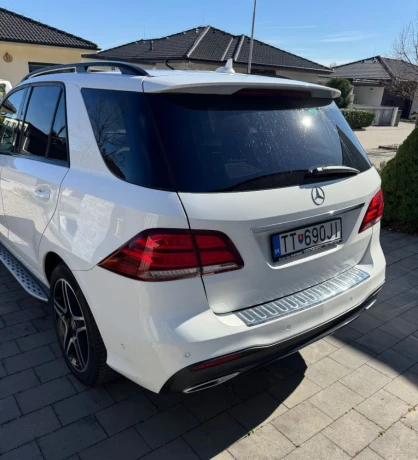 mercedes-benz-gle-suv-gle-350d-4matic-at-190kw258hp-a9-big-2