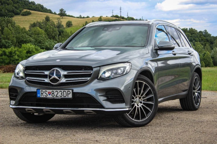 mercedes-benz-glc-suv-glc-220d-4matic-at-125kw170hp-a9-big-3
