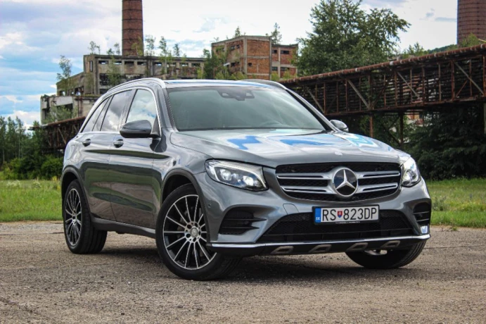 mercedes-benz-glc-suv-glc-220d-4matic-at-125kw170hp-a9-big-0