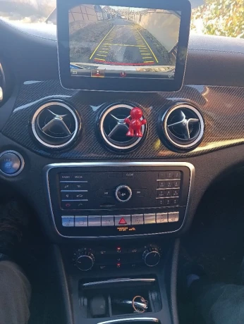 mercedes-benz-gla-200-d-4matic-big-0