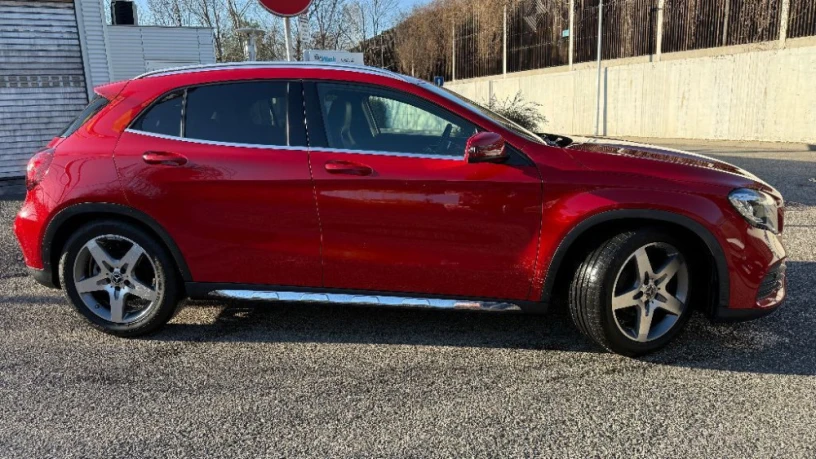 mercedes-benz-gla-21-diesel-100kw-automat-prevodovka-big-2