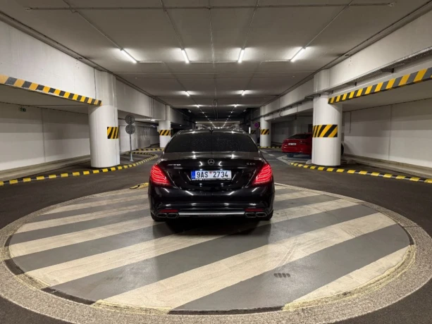 mercedes-benz-s-trieda-63amg-l-4matic-max-full-big-2