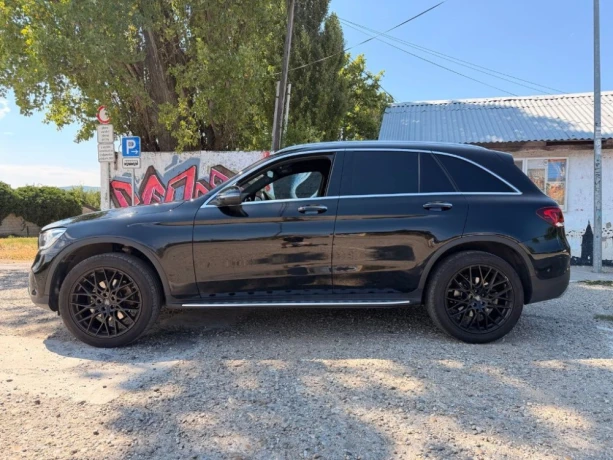 mercedes-benz-glc-4-matic-big-2