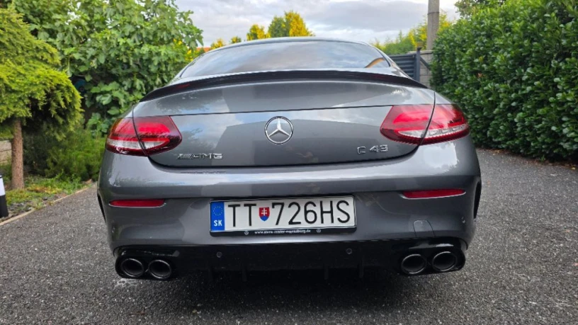 mercedes-benz-c-trieda-coupe-43-amg-4matic-big-3