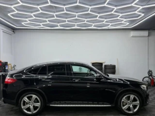 mercedes-benz-250-d-glc-kupe-coupe-stresny-nosic-a-komplet-sezonne-obutie-v-cene