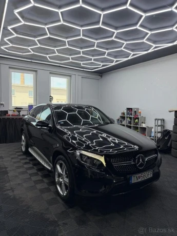 mercedes-benz-250-d-glc-kupe-coupe-stresny-nosic-a-komplet-sezonne-obutie-v-cene-big-2