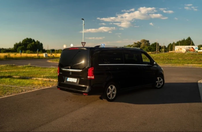 mercedes-benz-v-trieda-v250-d-avantgarde-extralang-at-140kw190hp-a9-big-3