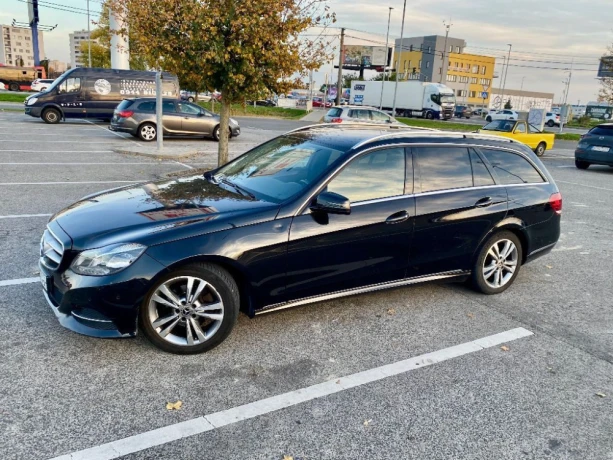 mercedes-benz-e-trieda-big-0