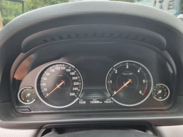 bmw-rad-5-520d-xdrive-190k-140kw190hp-a8-big-2