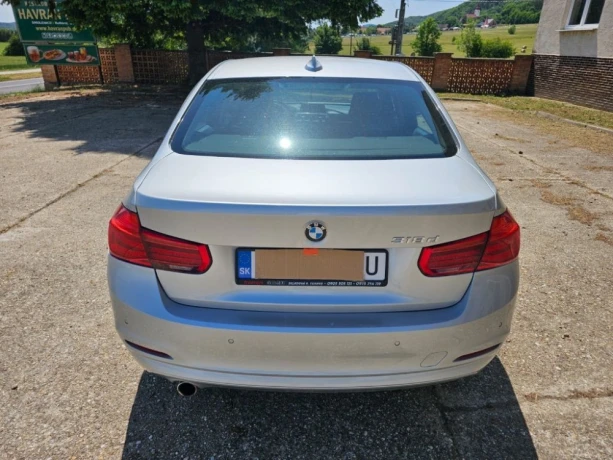 bmw-rad-3-318d-standard-at-110kw150hp-a8-big-2