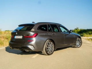 bmw-rad-3-touring-320d-mhev-touring-xdrive-at-140kw190hp-a8