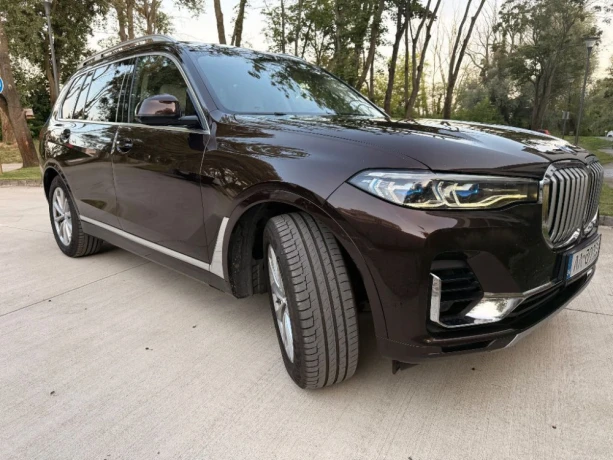 bmw-x7-xdrive-30d-at-195kw265hp-a8-big-1
