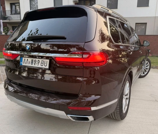 bmw-x7-xdrive-30d-at-195kw265hp-a8-big-3