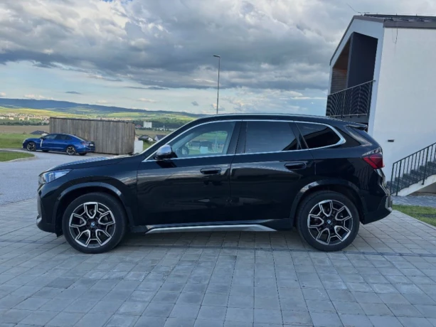 bmw-x1-xdrive-20d-x-line-2023-360-kamera-panorama-big-2