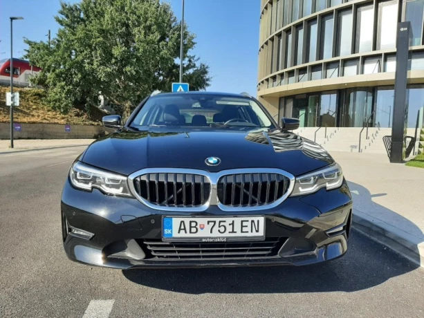 bmw-rad-3-touring-320i-135kw-184hp-high-executive-big-3