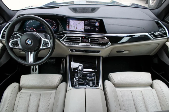 bmw-x5-xdrivem50i-at-390kw530hp-novy-motor-big-3