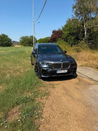 bmw-x7-30-diesel-195kw-automat-prevodovka-4x4-big-1