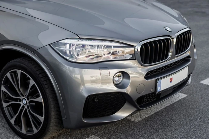 bmw-x5-xdrive30d-at-190kw258hp-a8-big-1