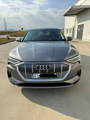 audi-e-tron-e-tron-55-quattro-advanced-300kw408hp-a1-big-0