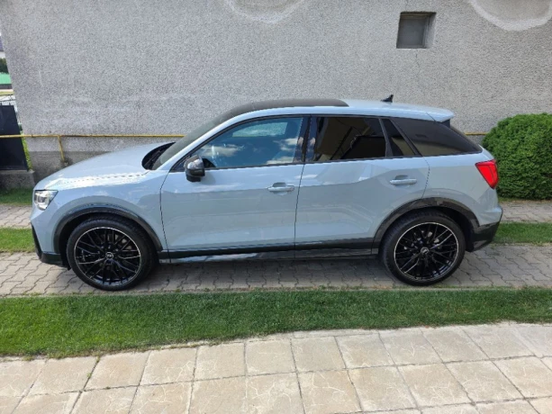 audi-sq2-matrix-pano-carbon-packet-atd-big-1