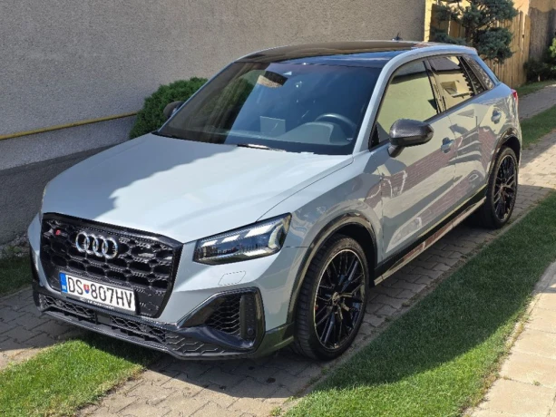 audi-sq2-matrix-pano-carbon-packet-atd-big-0