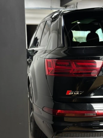 audi-sq7-2018-big-3