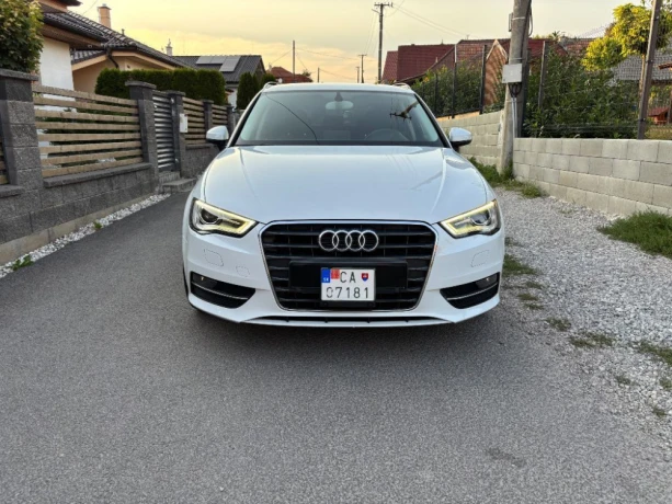 audi-a3-sportback-s-line-14-tfsi-90kw-122-ps-m6-big-1