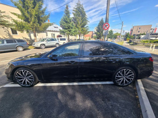 audi-a8-long-black-edition