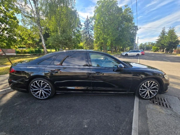 audi-a8-long-black-edition-big-3