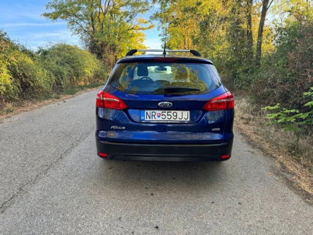 ford-focus-kombi-ford-focus-kombi-10-ecoboost-business-x-74-kw-2017-big-3