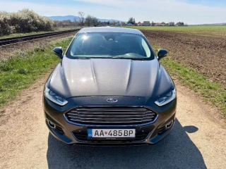 ford-mondeo-hb-20-tdci-110kw-6stat-titanium