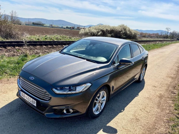 ford-mondeo-hb-20-tdci-110kw-6stat-titanium-big-1