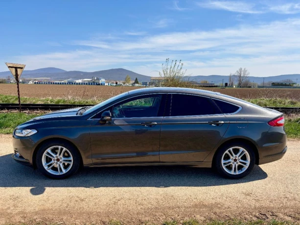 ford-mondeo-hb-20-tdci-110kw-6stat-titanium-big-3