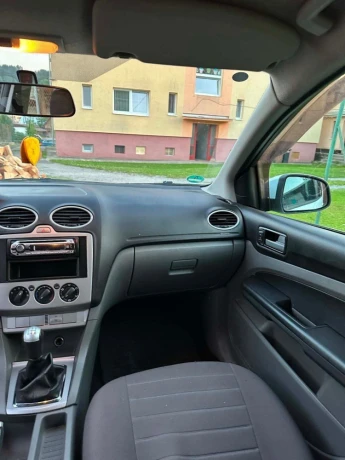 ford-focus-kombi-predam-ford-focus-kombi-big-2