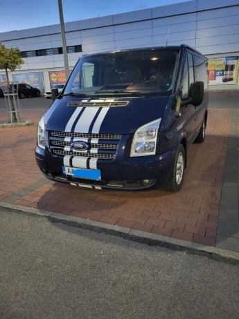 ford-transit-tourneo-2012-9-miestny-big-2