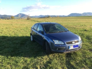 ford-focus-20-ghia-107kw145hp-m5