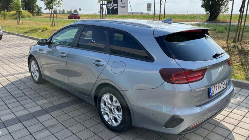 kia-ceed-sw-ceed-sw-15-t-gdi-silver-118kw160hp-m6-big-2