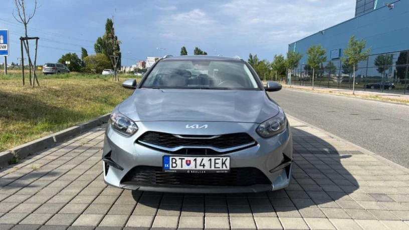 kia-ceed-sw-ceed-sw-15-t-gdi-silver-118kw160hp-m6-big-0