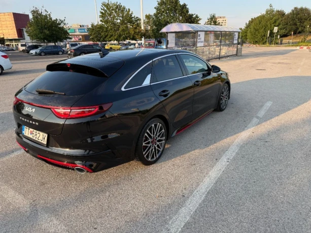 kia-pro-ceed-pro-16-t-gdi-gt-at-150kw204hp-a7-big-2
