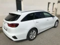 kia-ceed-sw-ceed-sw-16-crdi-mhev-silver-100kw136hp-m6-small-1