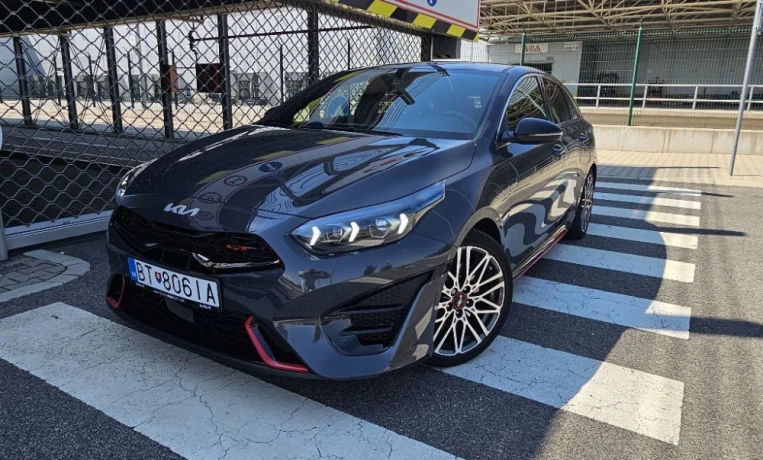 kia-pro-ceed-gt-16-t-gdi-150kw-204-konikov-big-0