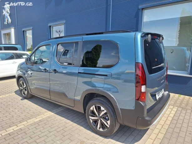 peugeot-rifter-15-bluehdi-130-gt-eat8-96kw130hp-a8-big-2