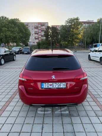 peugeot-308-sw-gt-line-16-bluhdi-big-3
