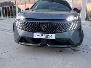 peugeot-5008-12-hybrid-gt-145k