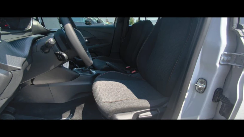 peugeot-208-12-turbo-style-big-3