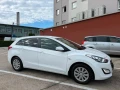 hyundai-i30-cw-hyundai-i30-combi-16-crdi-81-kw-small-1