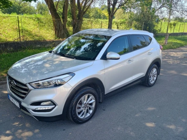 hyundai-tucson-17-crdi-comfort-85kw116hp-m6-big-0