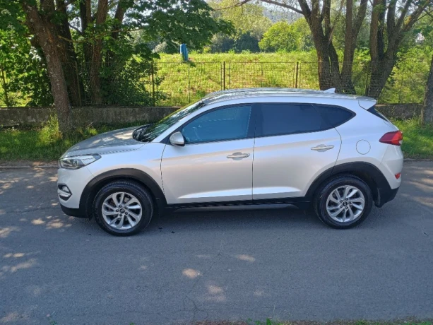 hyundai-tucson-17-crdi-comfort-85kw116hp-m6-big-1