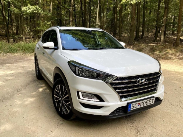 hyundai-tucson-16-gdi-style-97kw132hp-m6-big-1