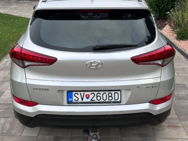 hyundai-tucson-16-gdi-style-97kw132hp-m6-big-2